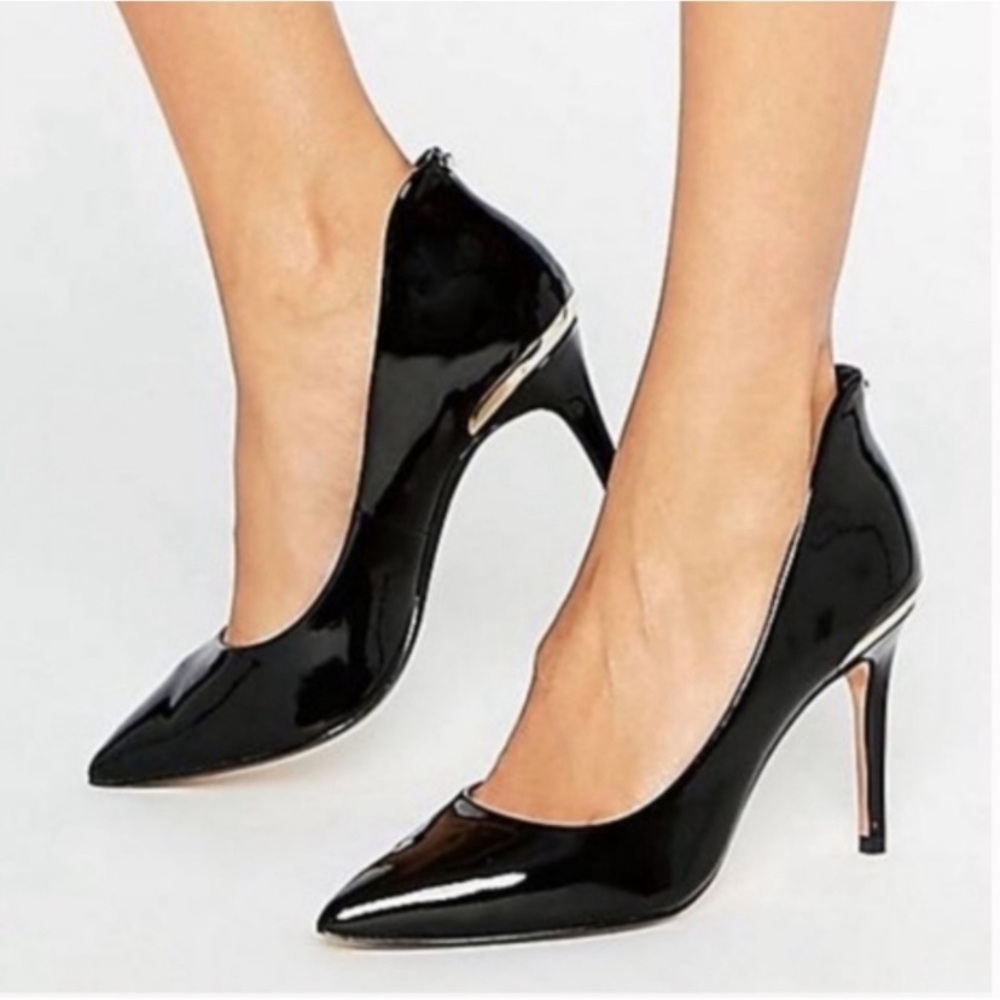 Ted Baker Black Patent Leather Pointed Toe High Heel Pump